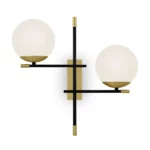 eine moderne Design Wandleuchte 'Nostalgie 1' mit 2 Glühbirnen und schwarzem Akzentstab